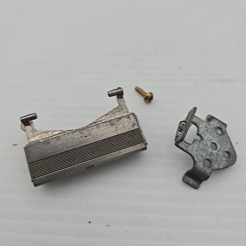 Technics SL-D2 Auto Return Direct Drive Turntable Part Stop Button Assembly